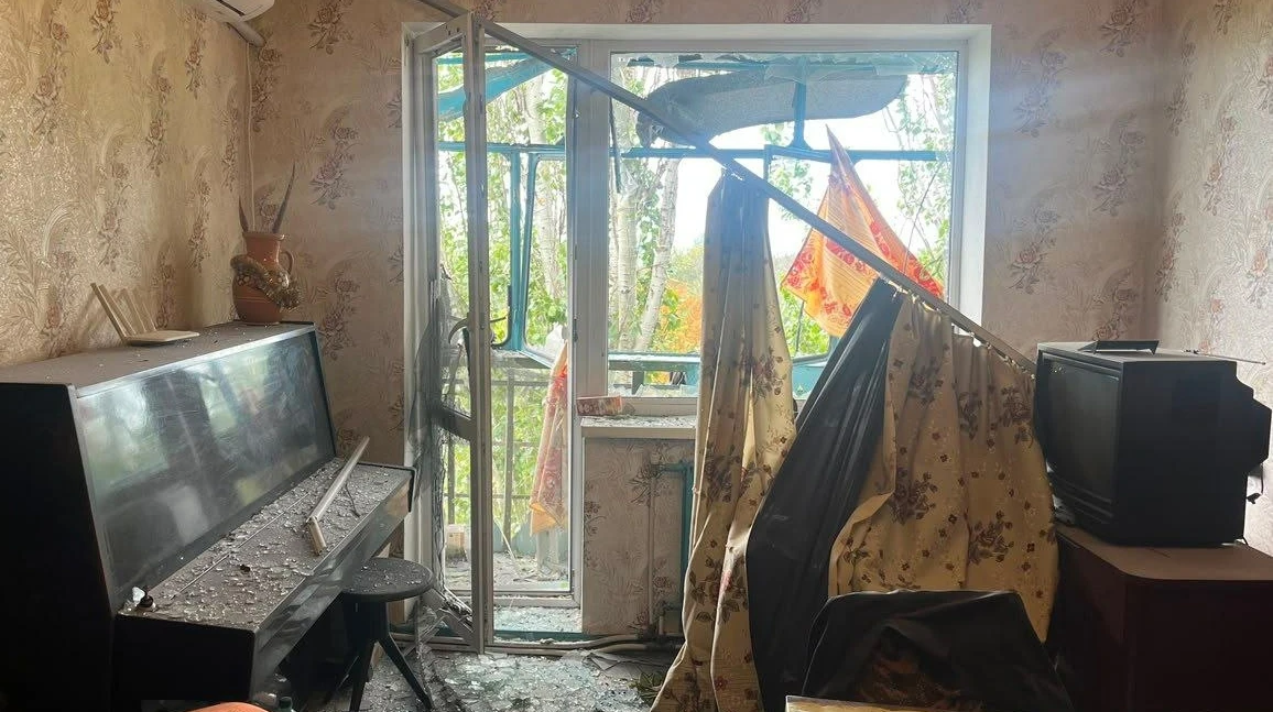 Наслідки ударів армії РФ по Дніпропетровщині — пошкоджені будинки, кафе та інфраструктура