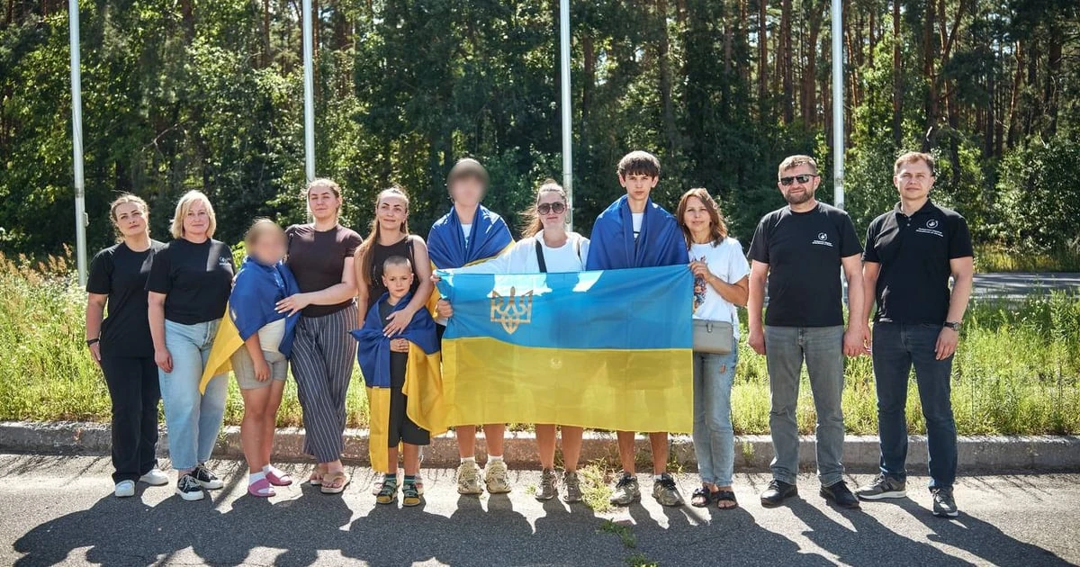 Четверо українських дітей, повернутих із тимчасово окупованих територій