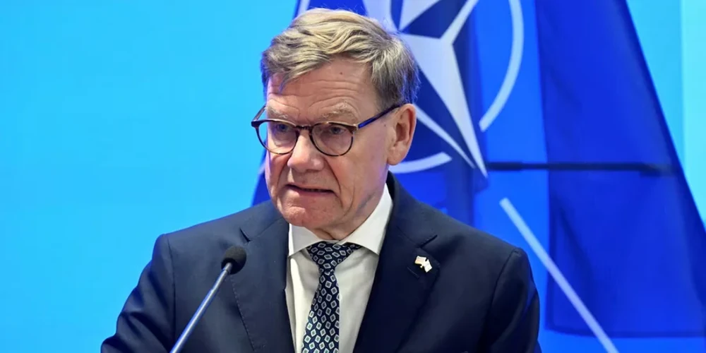 Глава МЗС Німеччини Вадефуль прибув до Києва напередодні 35-ї річниці незалежності