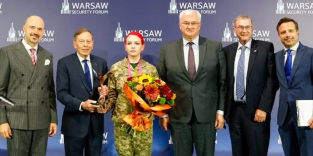 «Пташка» з «Азовсталі» стала першою лауреаткою нагороди лорда Ешкрофта за мужність