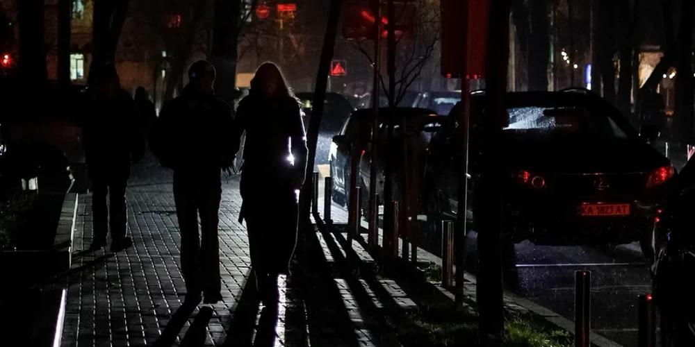 Укренерго: 10 жовтня — погодинні відключення від 1 до 2 черг і обмеження для бізнесу